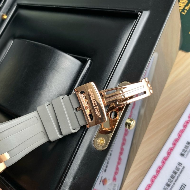 오데마 피게 로얄 오크 오프쇼어 다이아몬드 여성 쿼츠 001-170694