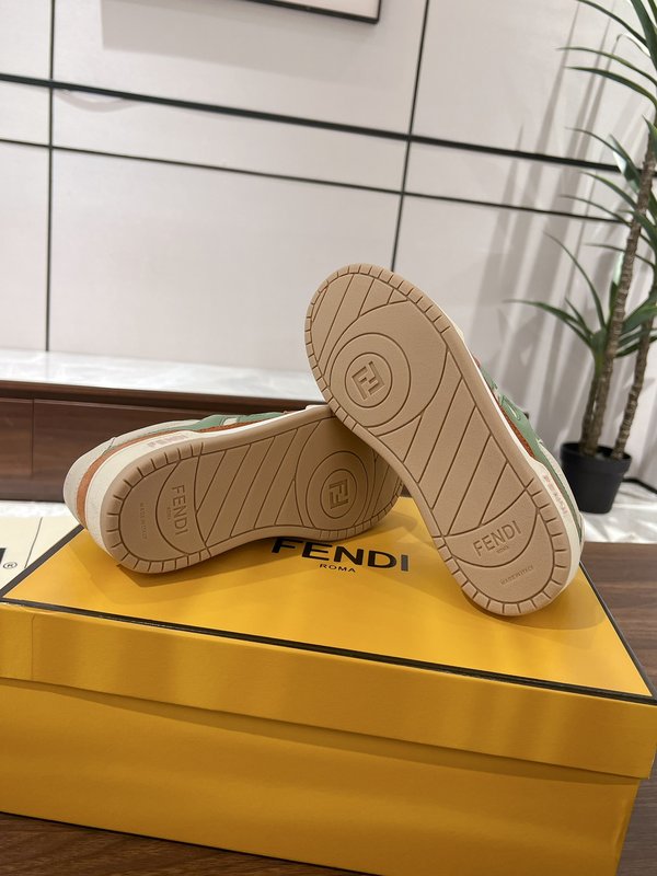 펜디 커플 레트로 캐주얼 운동화 001-171401