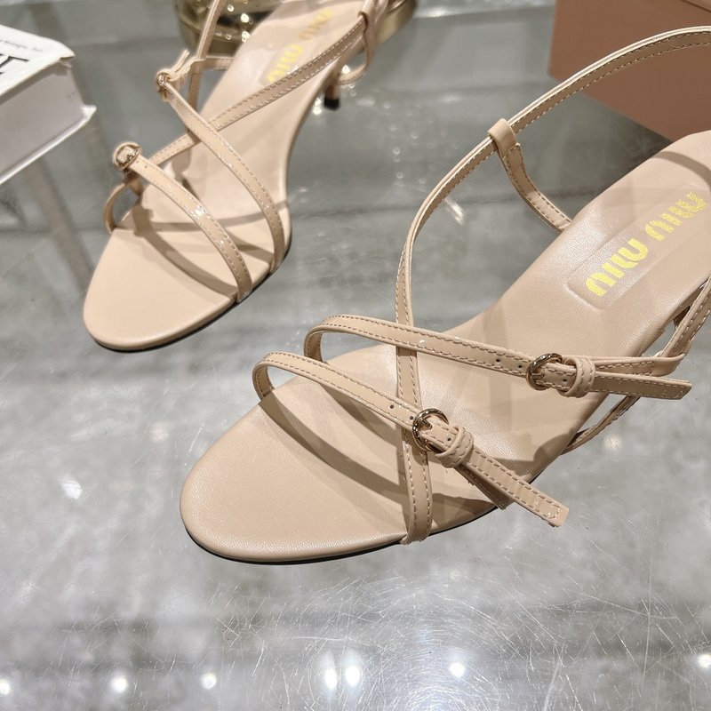 미우미우 봄여름 새끼발가락 힐 샌들 001-172004