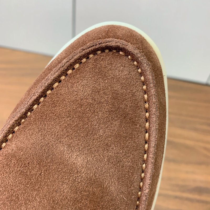 로로 피아나 남성 빈티지 스웨이드 뮬 샌들 001-172091