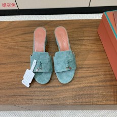 로로피아나 양피 미들힐 슬리퍼 001-172094