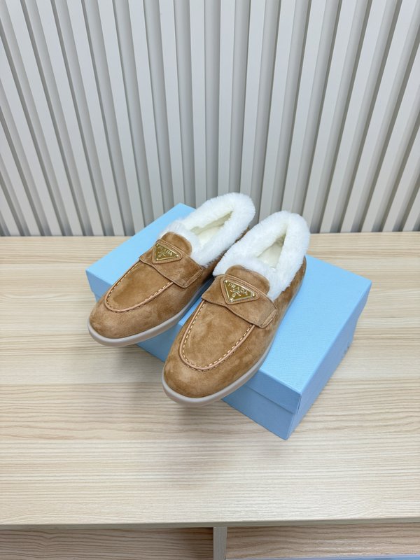 프라다 가을 겨울 울 칼라 로퍼 001-172280