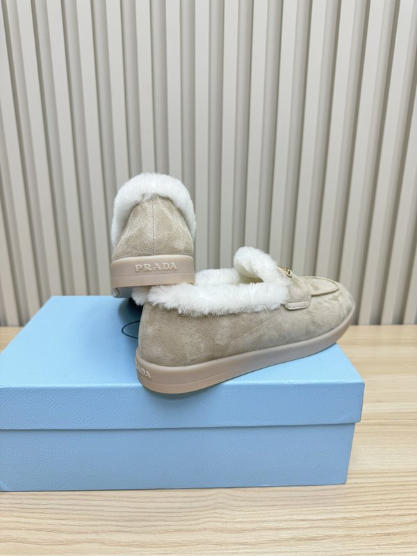 프라다 가을 겨울 울 칼라 로퍼 001-172281