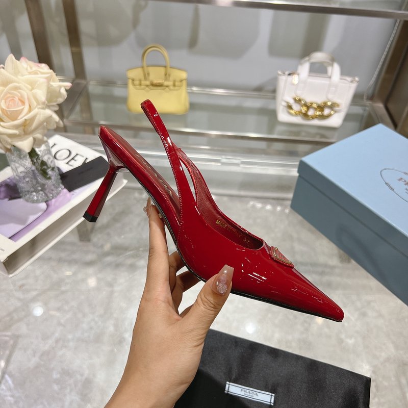프라다 뾰족한 발가락 페이던트 하이힐 샌들 001-172391