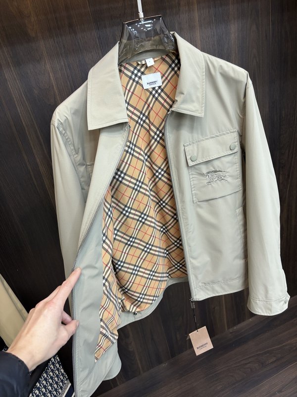 버버리 칼라 로고 자수 자켓 아우터 001-172829