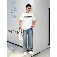 버버리 남성용 봄여름 신상 반팔 라운드 티셔츠 001-173011