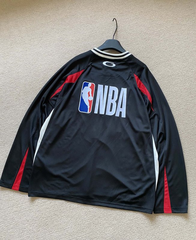 발렌시아가 NBA 콜라보 오버사이즈 티셔츠 001-173195
