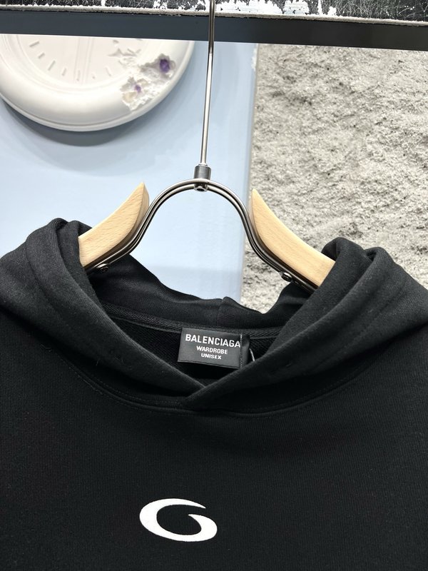 발렌시아가 01 프린팅 후드 티셔츠 001-173286