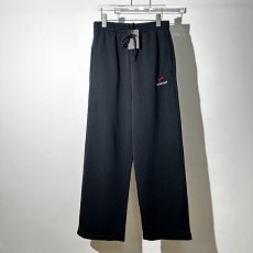 발렌시아가 푸마 콜라보 자수 트레이닝 팬츠 001-173348