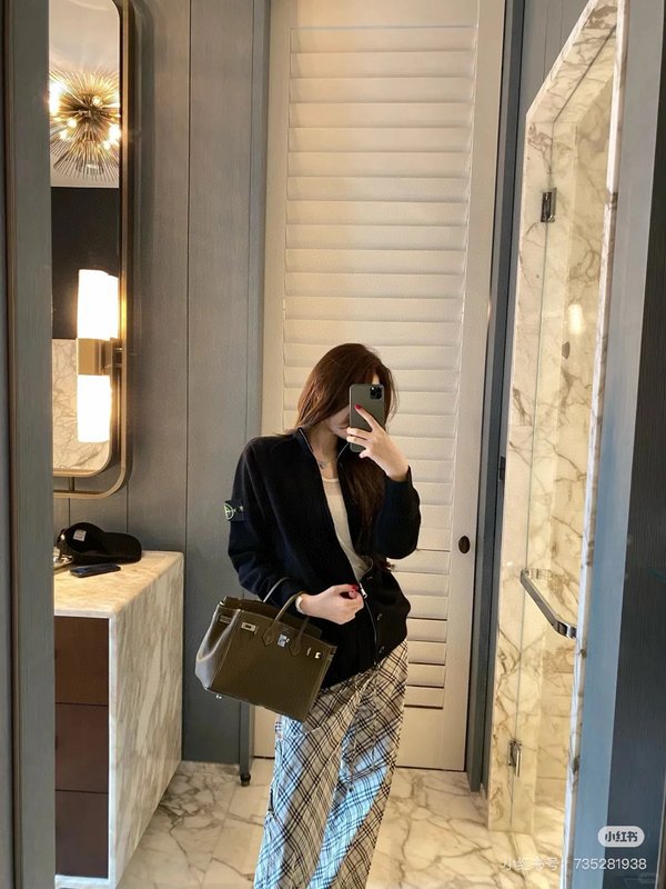 스톤아일랜드 니트 울 혼방 가디건 아우터 001-173560