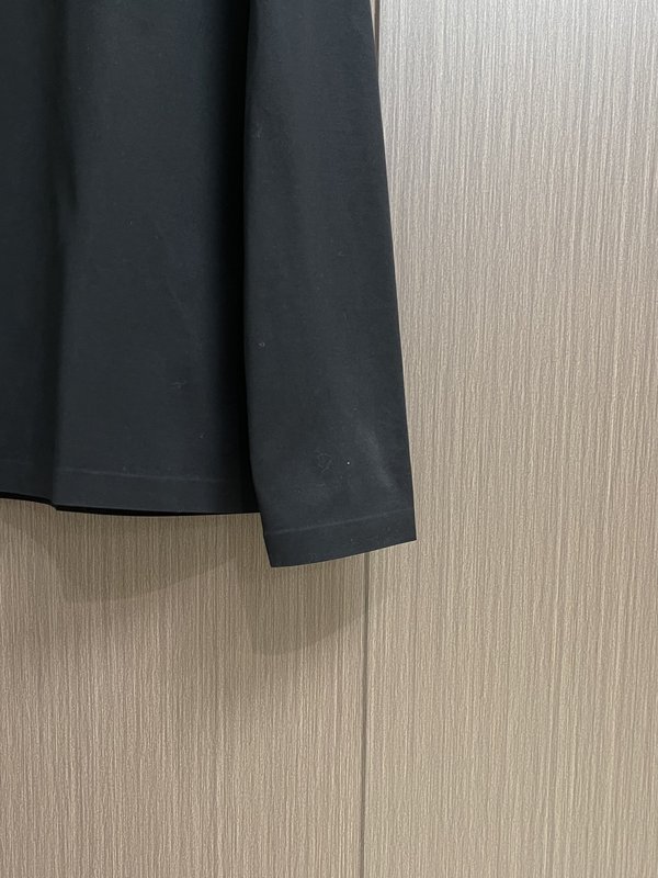 제냐 라운드넥 긴팔 티셔츠 001-173827