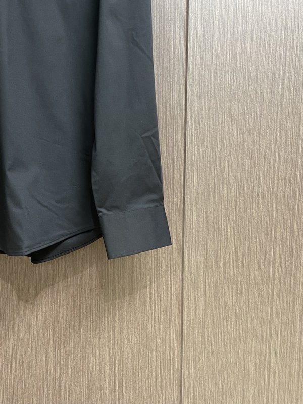 Kiton 남성 솔리드 컬러 긴팔 셔츠 001-173854