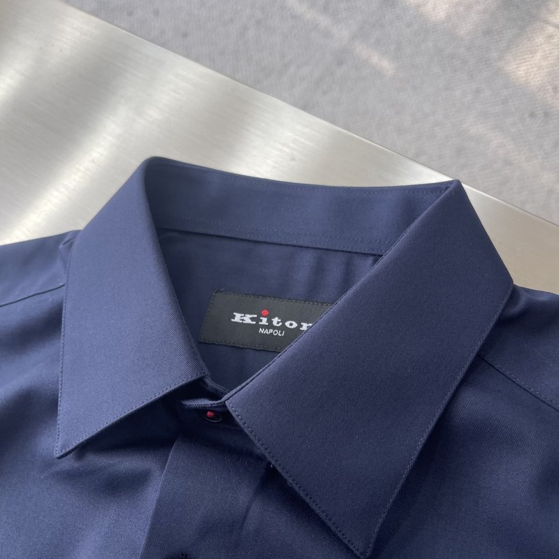 Kiton 남성 면 소재 자수 칼라 긴팔 셔츠 001-173873
