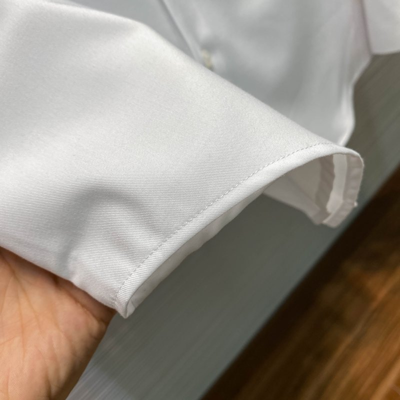 Kiton 남성 면 소재 자수 칼라 긴팔 셔츠 001-173951