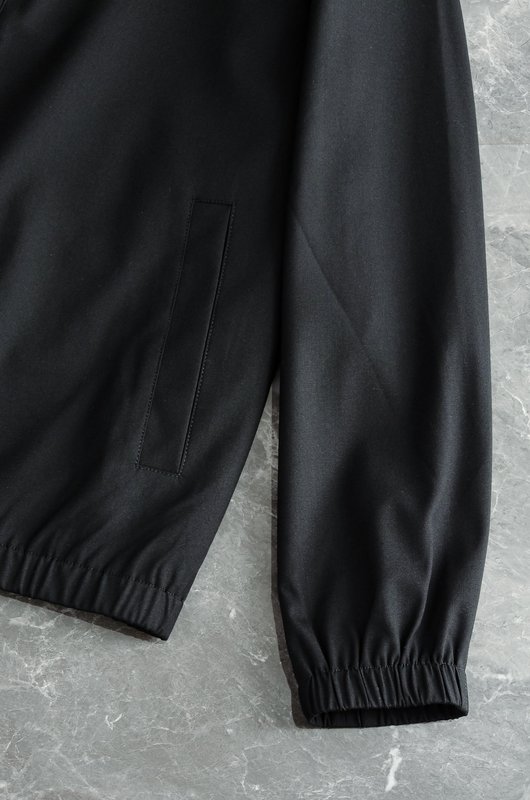 Kiton 남성 캐주얼 스포츠 세트 재킷과 바지 001-174012