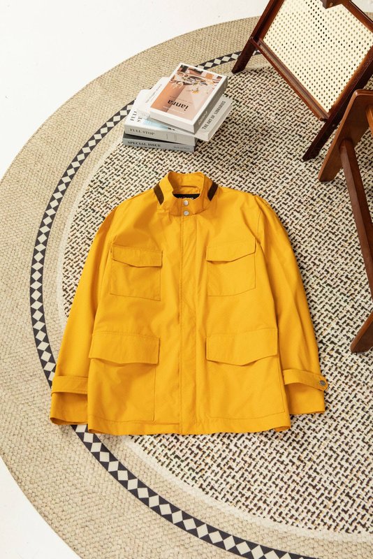 Kiton 스탠드 칼라 웨이스트 조절 가능 트렌치 재킷 001-174026