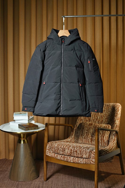 Kiton 가을 겨울 패션 무광 방수 후리스 다운 재킷 001-174029