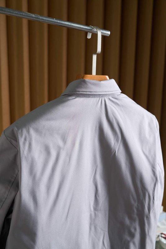 Kiton 남성용 경량 보온 패딩 재킷 001-174050