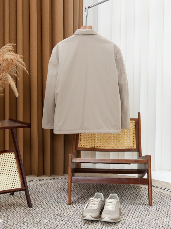 Kiton 남성 셔츠형 보온 패딩 자켓 001-174062