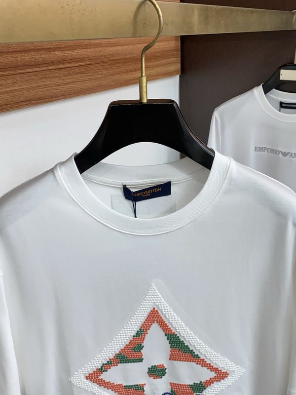 루이비통 남성 순면 라운드넥 반팔 티셔츠 001-174099