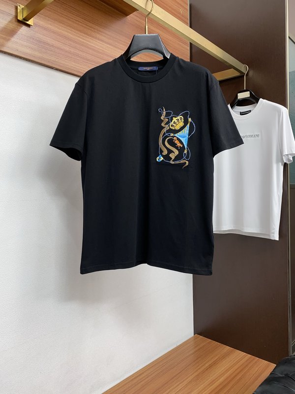 루이비통 남성 순면 라운드넥 반팔 티셔츠 001-174103