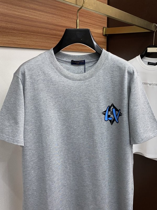 루이비통 남성 면 라운드넥 반팔 티셔츠 001-174114
