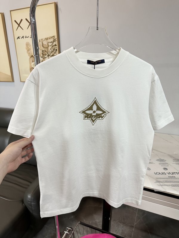 루이비통 중공 자수 접착 디자인 반팔 티셔츠 001-174396