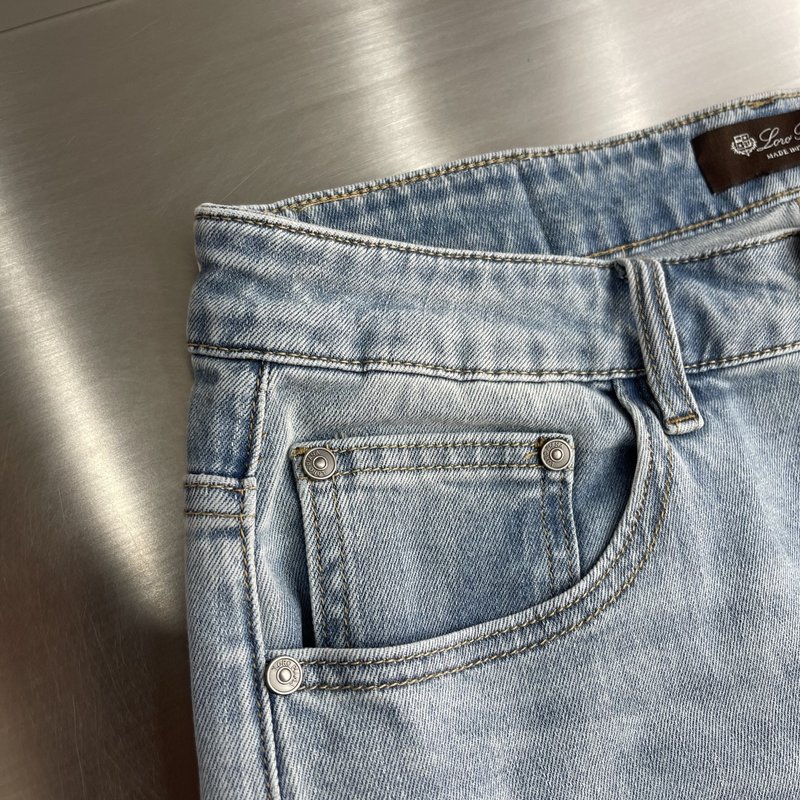 로로피아나 워싱 스트레이트 진 001-175319