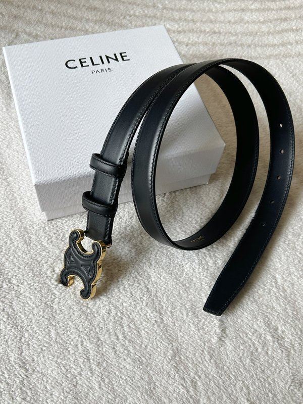 셀린 CELINE 여성 블랙 트라이옴프 벨트 001-176533