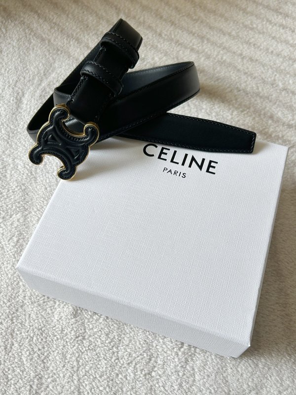 셀린 CELINE 여성 블랙 트라이옴프 벨트 001-176533