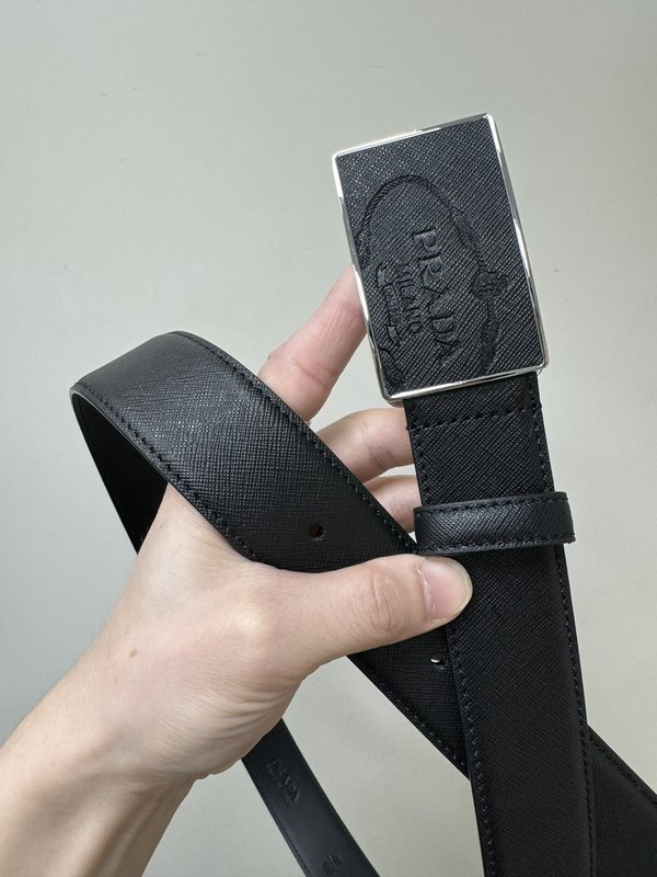 프라다 3.4cm 크로스그레인 블랙 벨트 001-176776