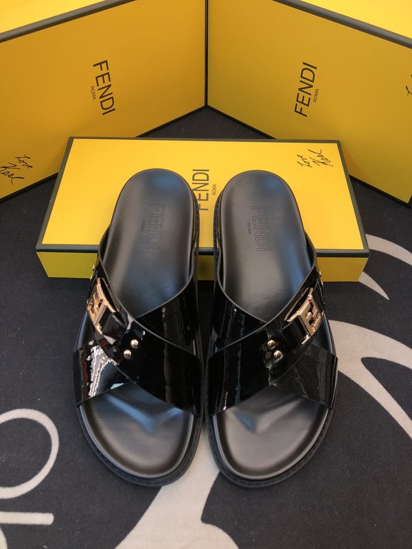 펜디 FENDI 남성 블랙 슬리퍼 001-177451