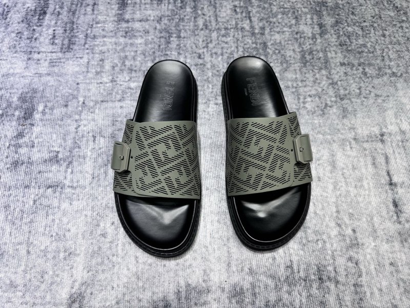 펜디 FENDI 남성 캐주얼 슬리퍼 001-177516