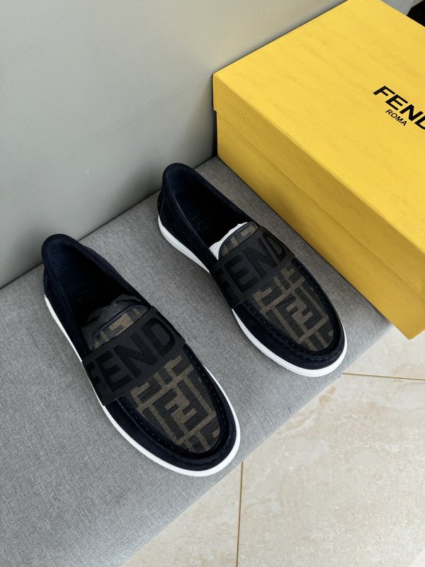 펜디 FENDI 남성 캐주얼 가죽 로퍼 001-177568