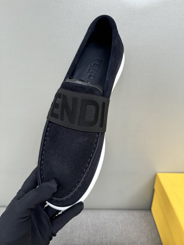 펜디 FENDI 수입 소 가죽 캐주얼 슈즈 001-177569