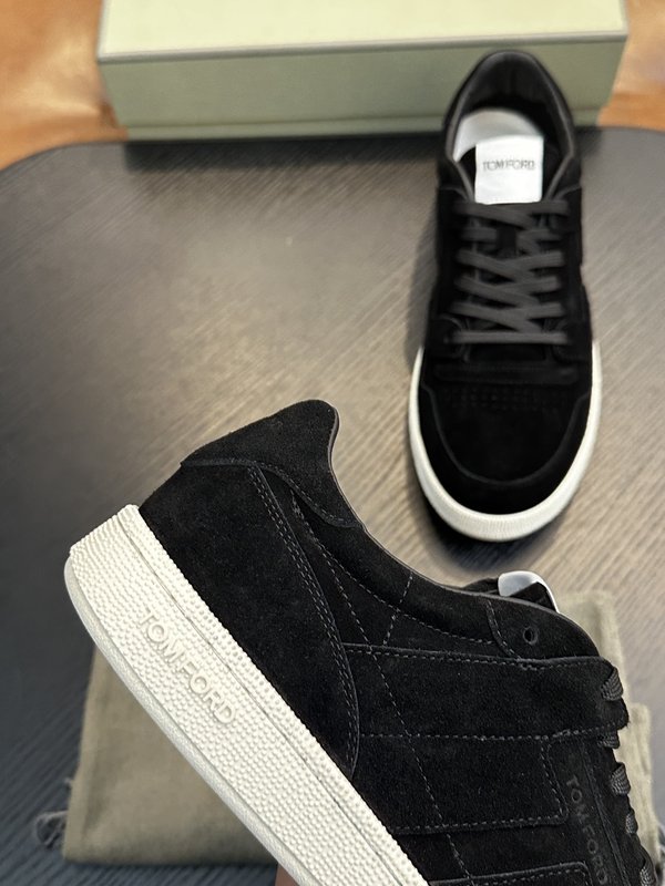TOM FORD Cambridge 가죽 스니커즈 001-179189