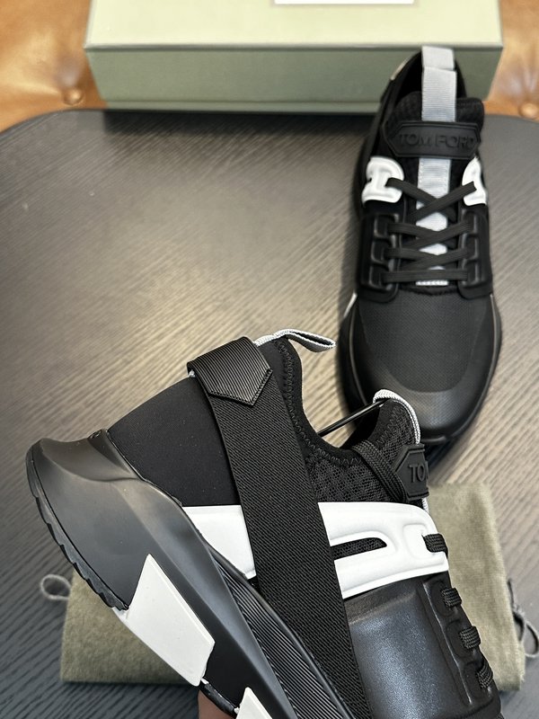 TOM FORD 가죽 로우탑 스니커즈 001-179213