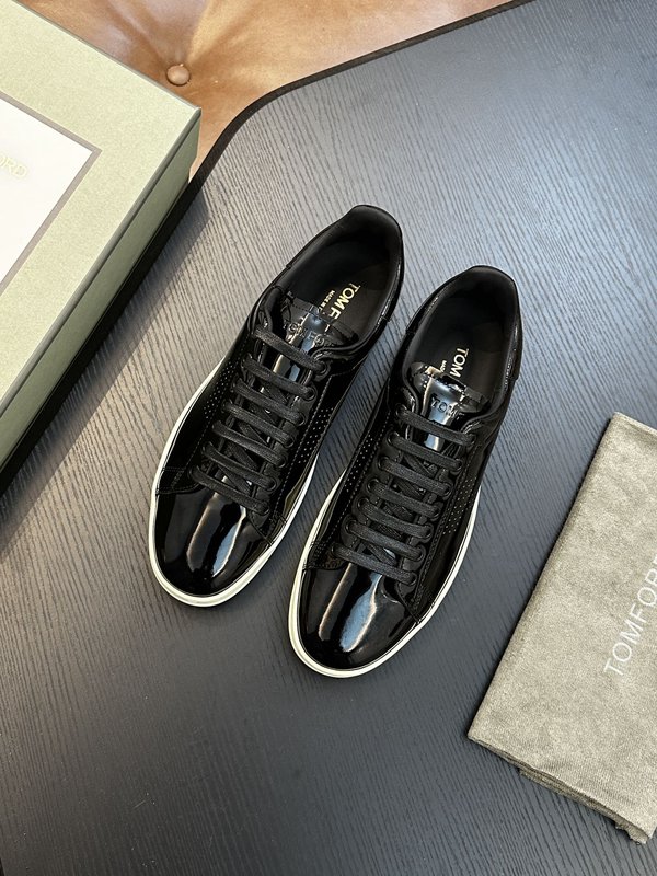 TOM FORD 가죽 로우탑 스니커즈 001-179224