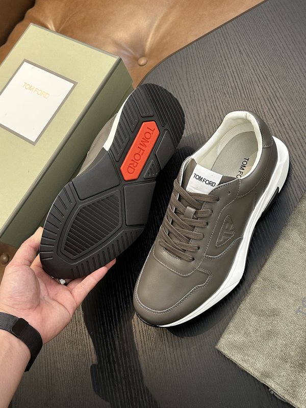 TOM FORD Cambridge 스웨이드 스니커즈 001-179247