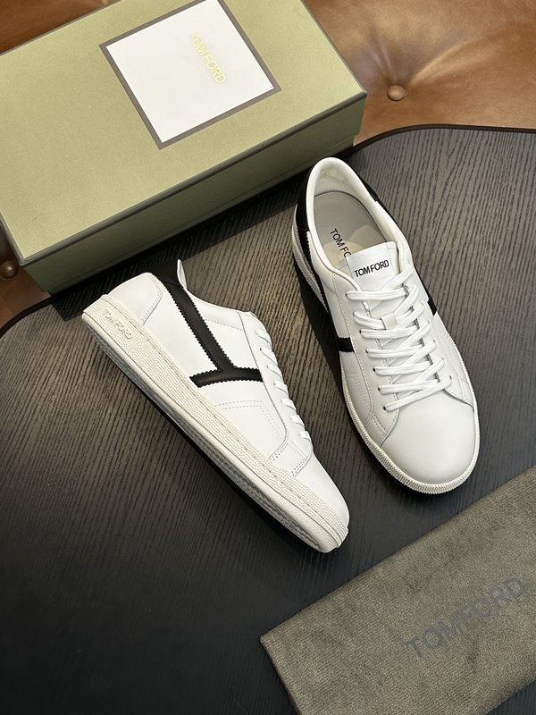 TOM FORD 가죽 로우탑 스니커즈 001-179270