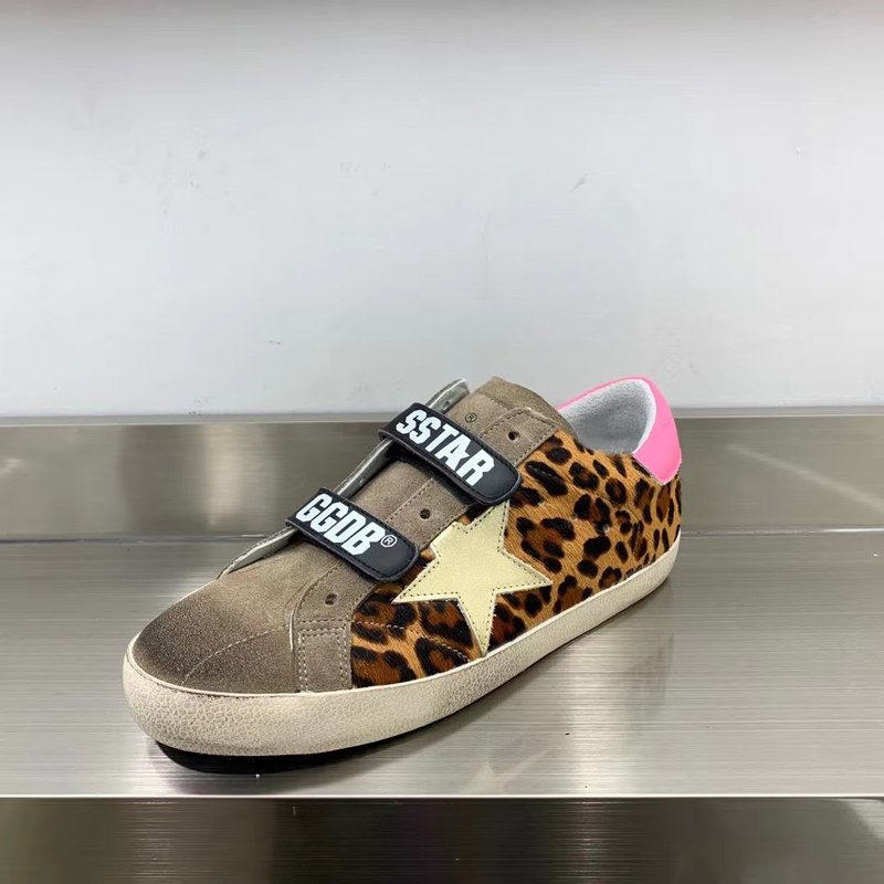 Golden Goose 슈퍼스타 빈티지 스니커즈 001-179310