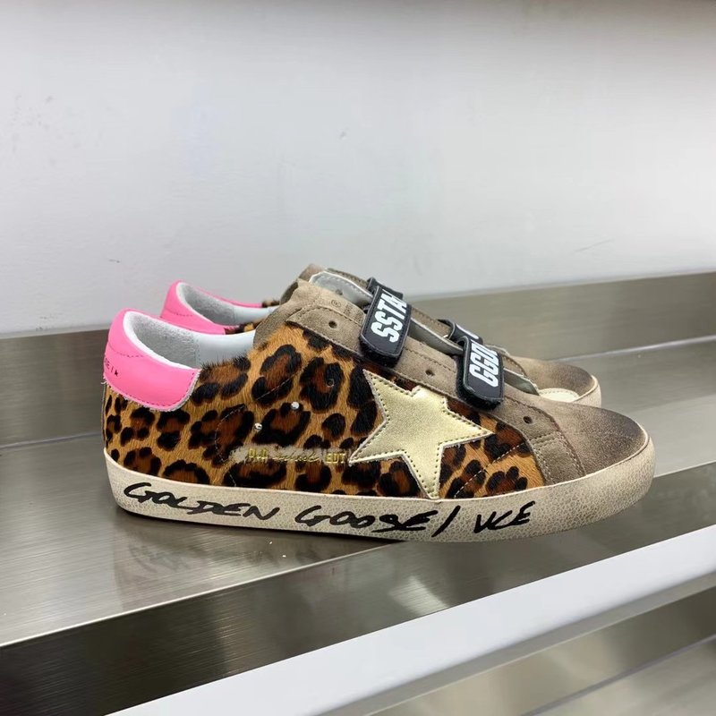 Golden Goose 슈퍼스타 빈티지 스니커즈 001-179310