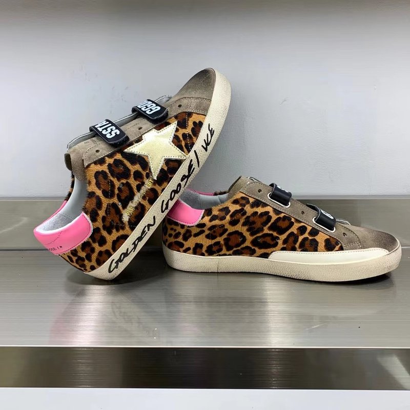 Golden Goose 슈퍼스타 빈티지 스니커즈 001-179310