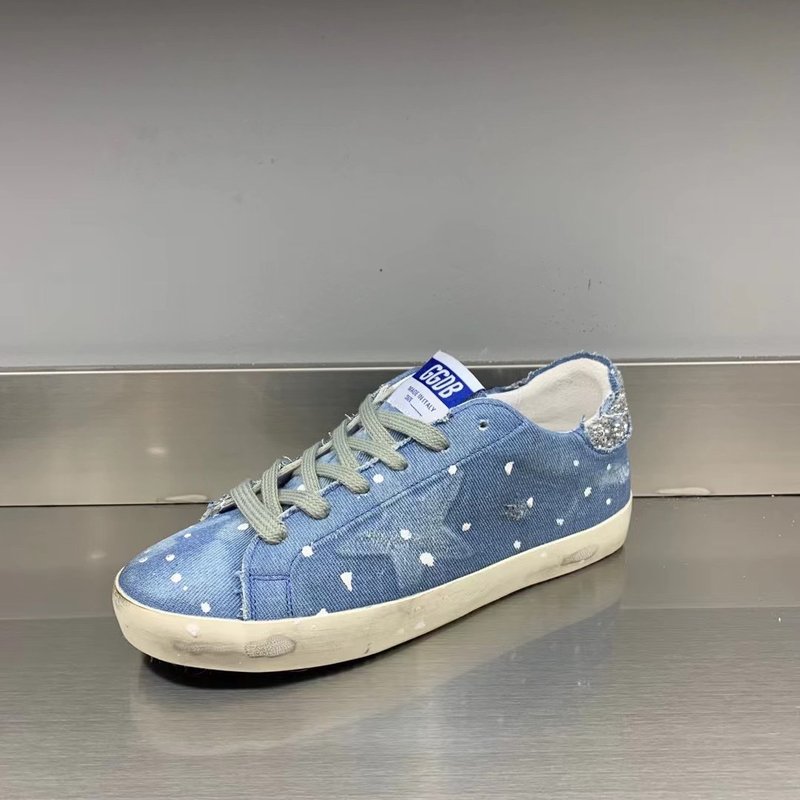 Golden Goose 클래식 운동화 001-179340