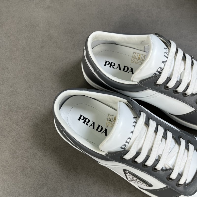 PRADA 남성 클래식 캐주얼 운동화 001-179523