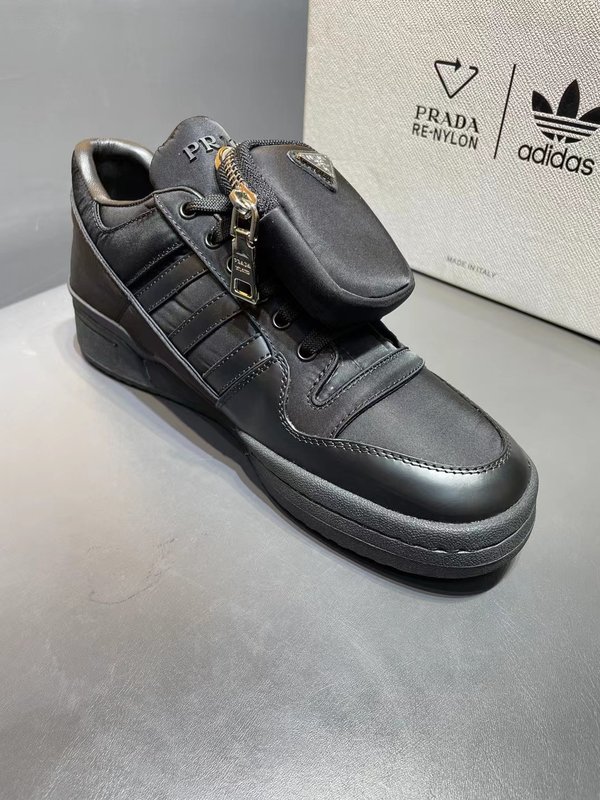 PRADA 스타일 남성 첼시 부츠 미니멀 가죽슈즈 001-179542