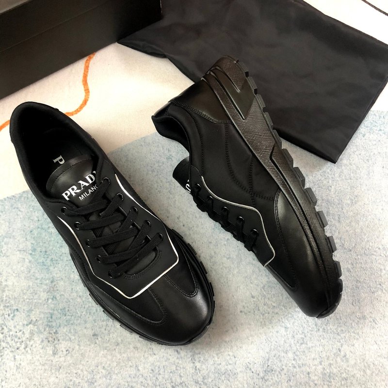 PRADA 블랙 패브릭 캐주얼 슈즈 001-179579