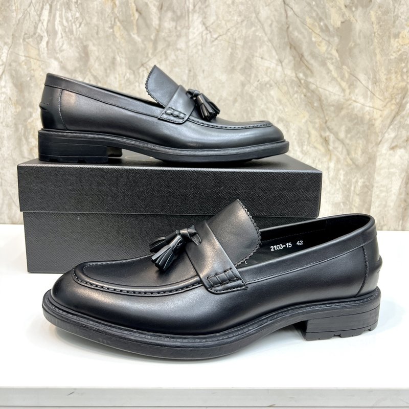 PRADA 프라다 남성 정장 로퍼 구두 001-179600