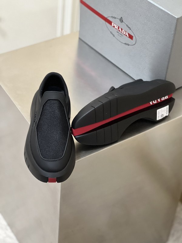 Prada 남성 수입 소가죽 두꺼운 바닥 캐주얼 슈즈 001-179609