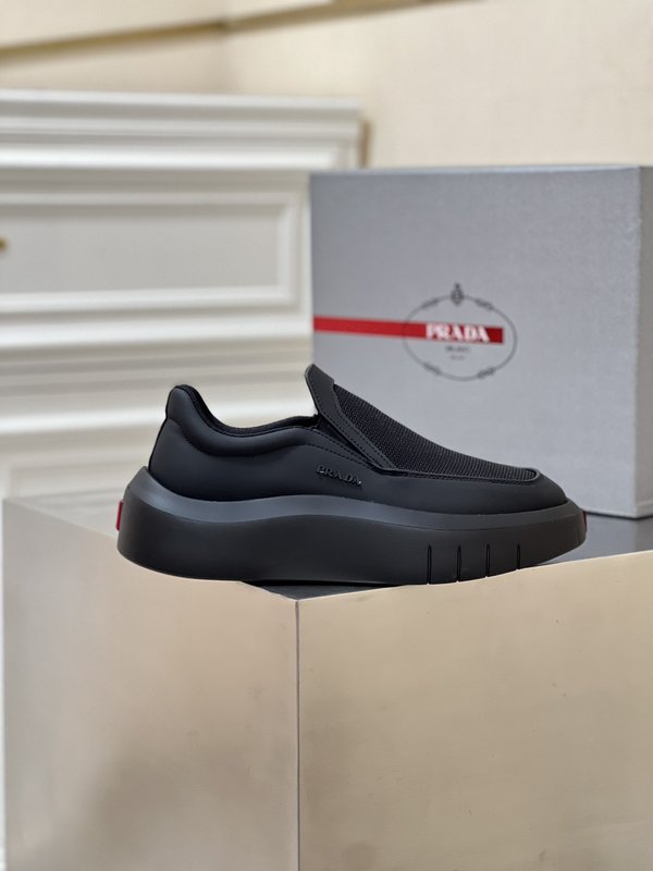 Prada 남성 수입 소가죽 두꺼운 바닥 캐주얼 슈즈 001-179609